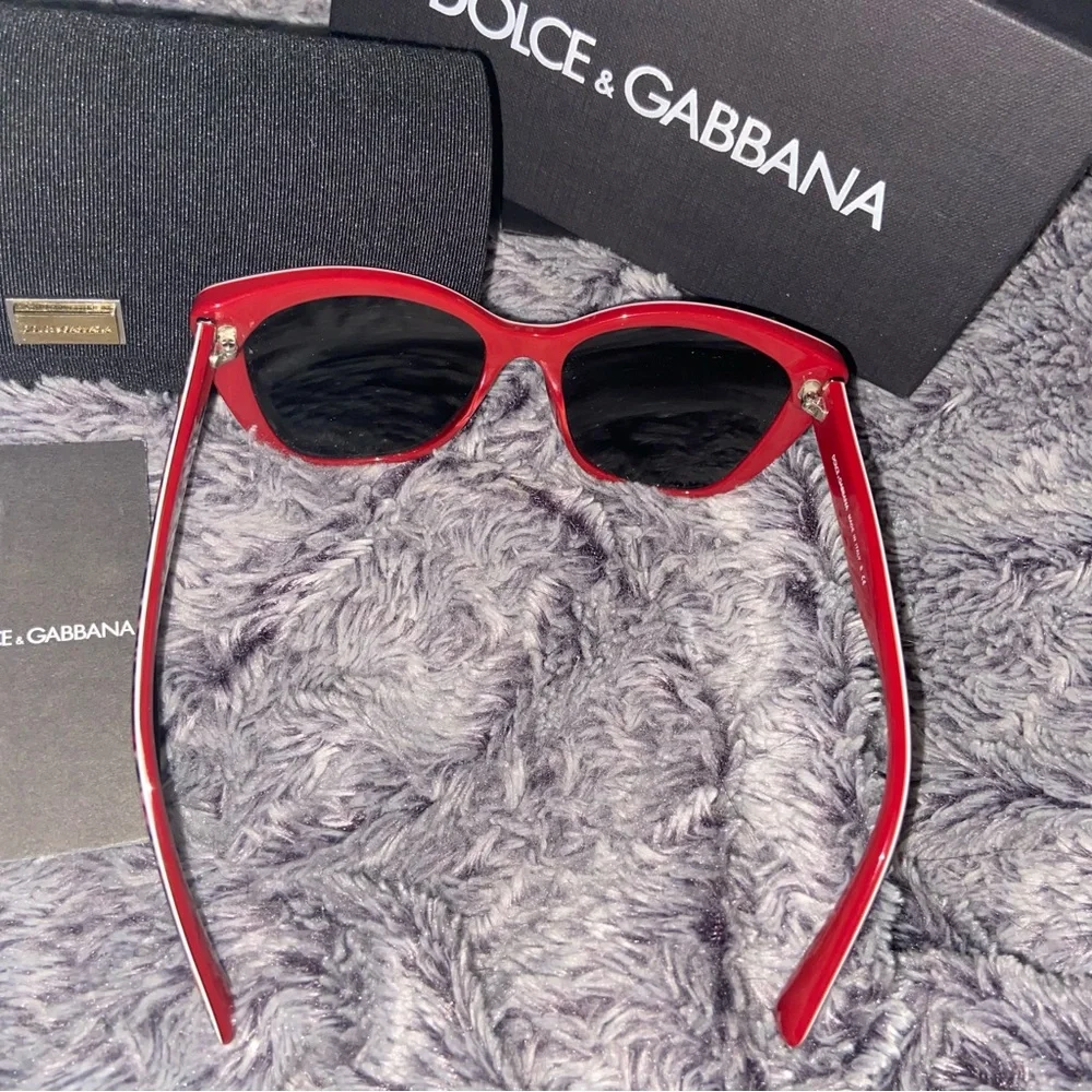 Dolce & Gabbana Red and Black Sunglasses Floral Design - Picture 5 of 8